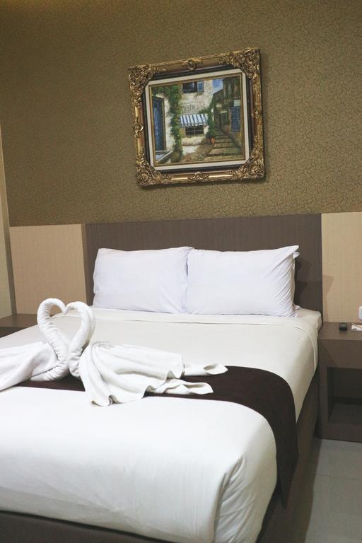 Grand Dian Boutique Hotel Cirebon Exterior photo